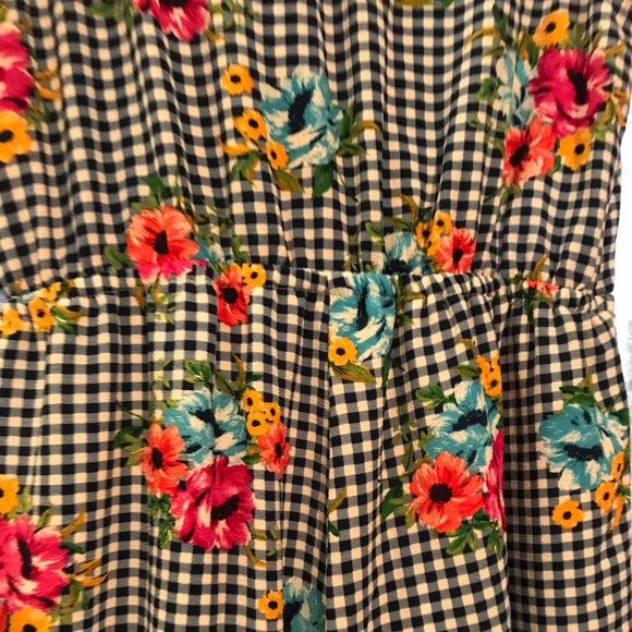 Romper - Picture 5 of 8